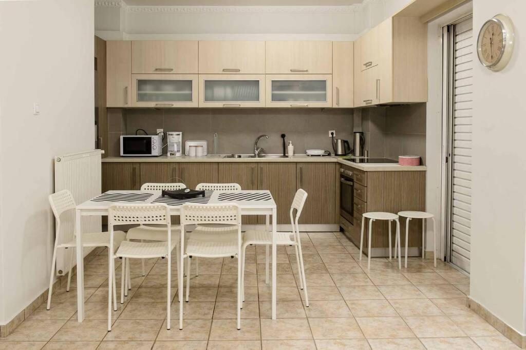 50 M Kerameikos Metro Cosy Luxury Apartment Athene Buitenkant foto